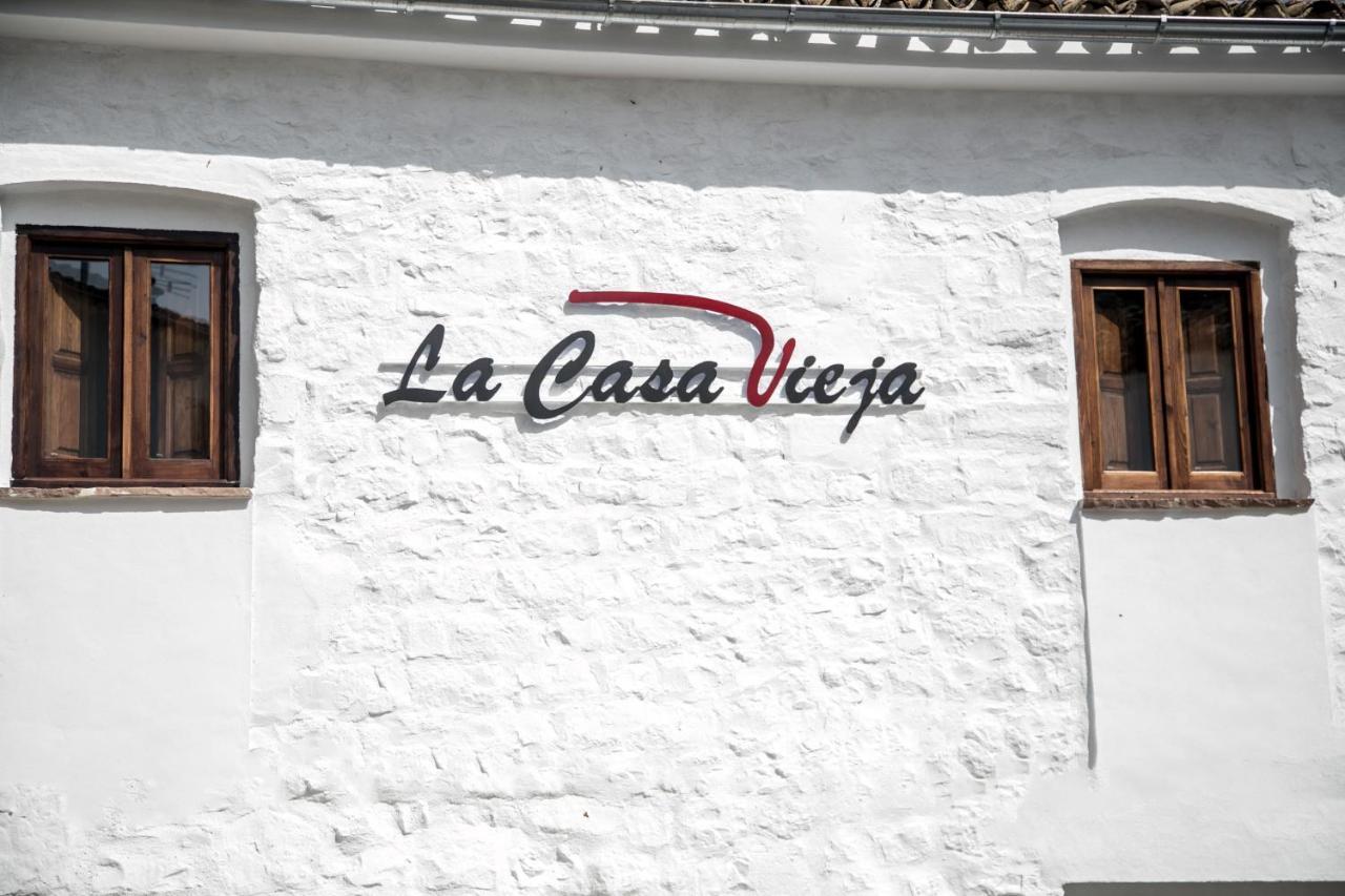 Apartamentos Turisticos La Casa Vieja Sabiote Eksteriør bilde